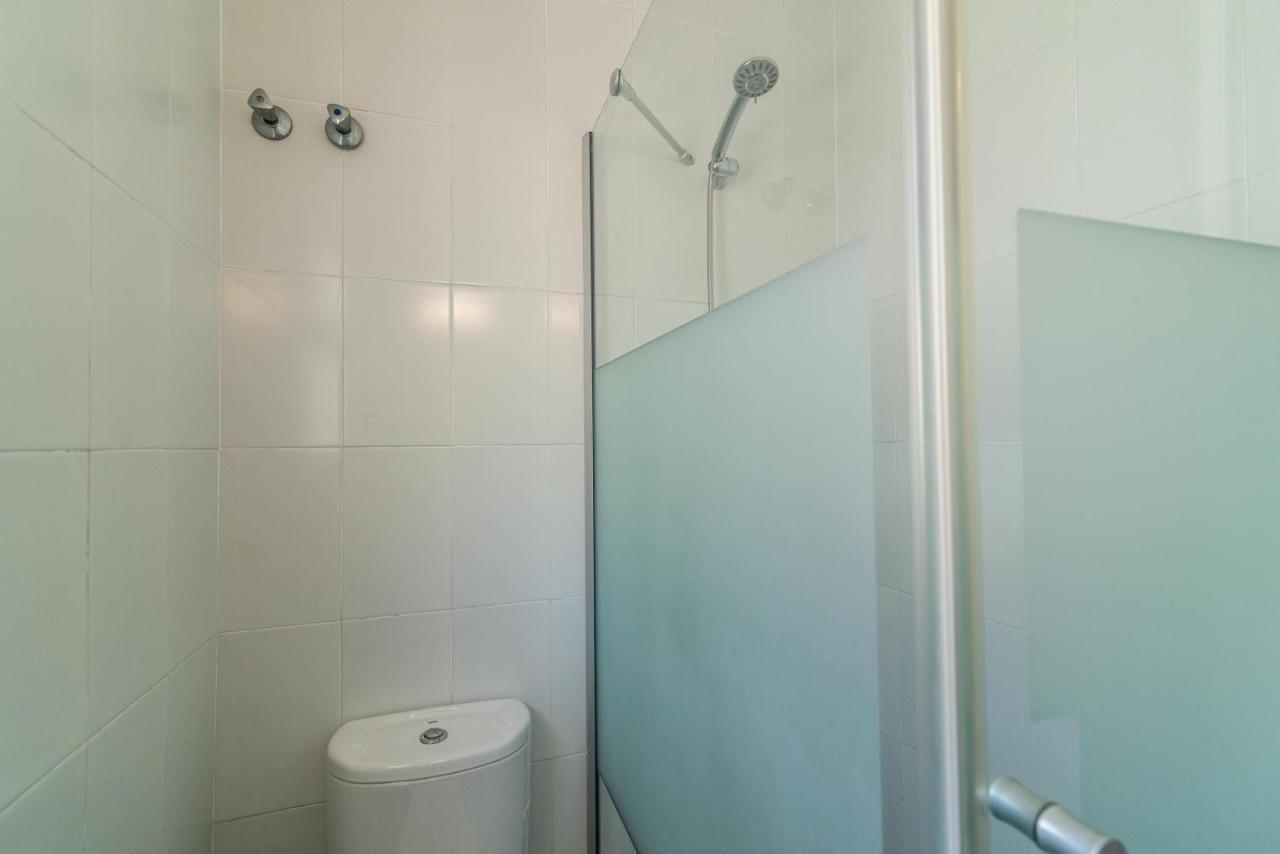 Vb Velazquez 6Bdr Independent Villa เบนัลมาเดนา ภายนอก รูปภาพ